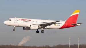Photo of EC-JFN - Airbus A320-214 operated by Iberia