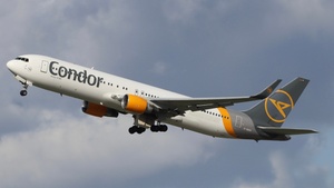 Photo of D-ABUH - Boeing 767-330(ER) operated by Condor