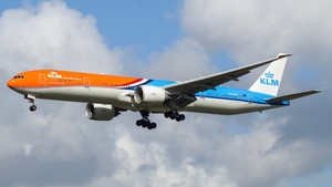 Photo of PH-BVA - Boeing 777-306(ER) operated by KLM Royal Dutch Airlines