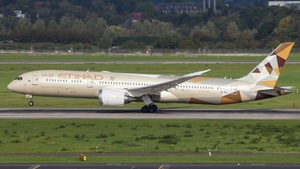 Photo of A6-BLN - Boeing 787-9 Dreamliner operated by Etihad Airways