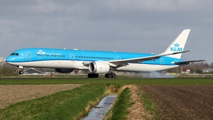 Photo of PH-BKC - Boeing 787-10 Dreamliner operated by KLM Royal Dutch Airlines