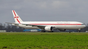 Photo of PK-GIG - Boeing 777-3U3(ER) operated by Government of Indonesia (opb Garuda Indonesia)