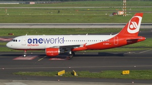 Photo of D-ABHC - Airbus A320-214 operated by Air Berlin