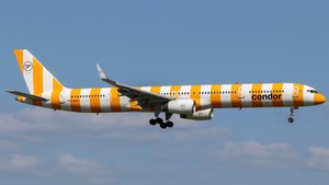 Photo of D-ABOJ - Boeing 757-330 operated by Condor