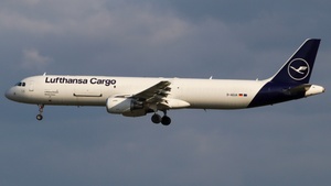 Photo of D-AEUA - Airbus A321-211(P2F) operated by Lufthansa Cargo (opb Lufthansa CityLine)