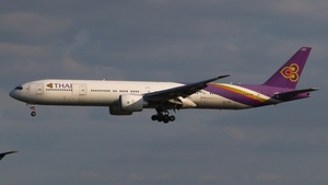 Photo of HS-TKR - Boeing 777-3AL(ER) operated by Thai Airways International