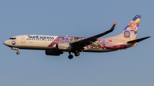 Photo of TC-SPE - Boeing 737-8HC operated by SunExpress