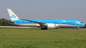 Photo of PH-BHH - Boeing 787-9 Dreamliner operated by KLM Royal Dutch Airlines