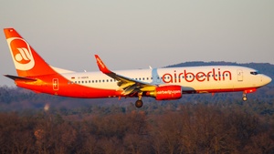 Photo of D-ABKN - Boeing 737-86J operated by Air Berlin (opb TUIfly)
