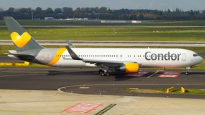 Photo of D-ABUF - Boeing 767-330(ER) operated by Condor