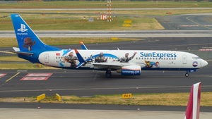 Photo of TC-SNN - Boeing 737-8HC operated by SunExpress