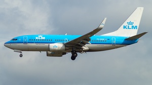 Photo of PH-BGN - Boeing 737-7K2 operated by KLM Royal Dutch Airlines
