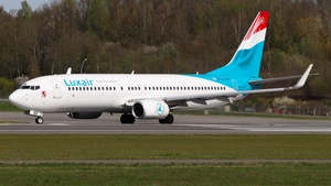 Photo of LX-LBB - Boeing 737-86J operated by Luxair