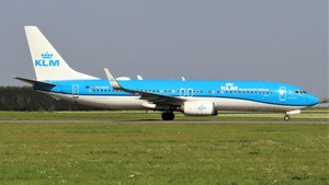 Photo of PH-BXU - Boeing 737-8BK operated by KLM Royal Dutch Airlines