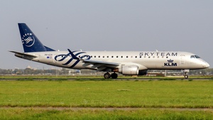 Photo of Embraer ERJ-190STD - Amsterdam