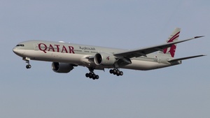 Photo of A7-BEQ - Boeing 777-3DZ(ER) operated by Qatar Airways
