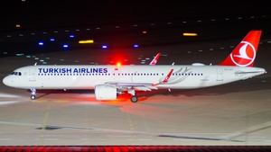 Photo of TC-LST - Airbus A321-271NX operated by Turkish Airlines