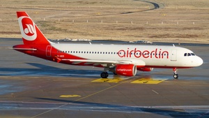 Photo of D-ABZI - Airbus A320-216 operated by Air Berlin