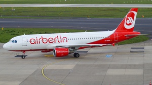 Photo of D-ABFB - Airbus A320-214 operated by Air Berlin