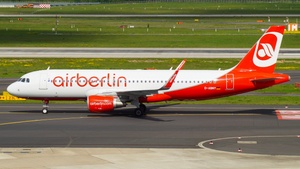 Photo of D-ABNY - Airbus A320-214 operated by Air Berlin
