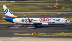 Photo of D-ASXB - Boeing 737-8Z9 operated by SunExpress Germany