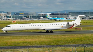 Photo of EC-MNR - Bombardier CRJ-1000 operated by Iberia Regional (opb Air Nostrum)