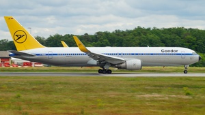 Photo of D-ABUM - Boeing 767-31B(ER) operated by Condor