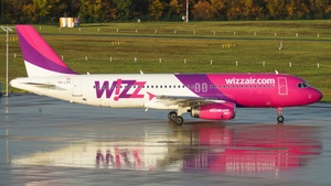 Photo of HA-LPX - Airbus A320-232 operated by Wizz Air