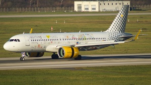 Photo of EC-NAJ - Airbus A320-271N operated by Vueling