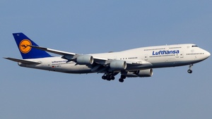 D-ABYJ - Boeing 747-830