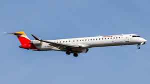 Photo of EC-MUG - Bombardier CRJ-1000 operated by Iberia Regional (opb Air Nostrum)