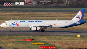 Photo of VP-BVF - Airbus A321-231 operated by Ural Airlines