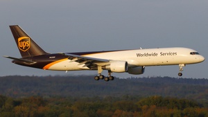 Photo of N428UP - Boeing 757-24APF operated by UPS United Parcel Service