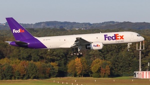 N917FD - Boeing 757-23A(SF)