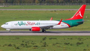 Photo of EC-NLK - Boeing 737-81M operated by AlbaStar