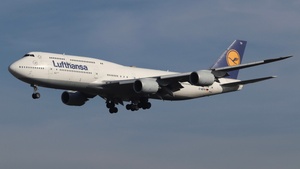 Photo of D-ABYM - Boeing 747-830 operated by Lufthansa