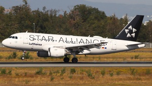 Photo of D-AIBH - Airbus A319-112 operated by Lufthansa