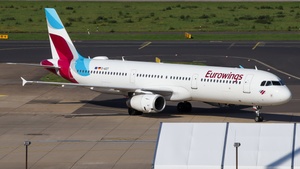 Photo of D-AIDT - Airbus A321-231 operated by Eurowings