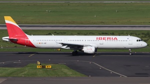 Photo of EC-JQZ - Airbus A321-212 operated by Iberia