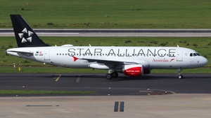 Photo of OE-LBZ - Airbus A320-214 operated by Austrian Airlines