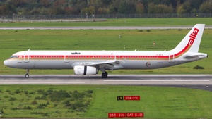 Photo of JY-AYV - Airbus A321-231 operated by Royal Jordanian Airlines