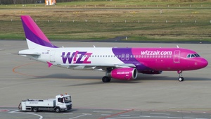 Photo of HA-LWN - Airbus A320-232 operated by Wizz Air