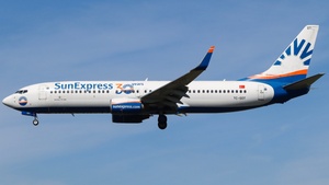 Photo of TC-SOT - Boeing 737-8Z9 operated by SunExpress
