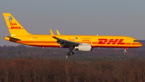 Photo of OE-LNK - Boeing 757-223(PCF) operated by DHL Air Austria