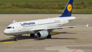 Photo of D-AIBA - Airbus A319-112 operated by Lufthansa