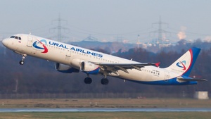 Photo of VQ-BKG - Airbus A321-211 operated by Ural Airlines