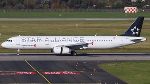 Photo of TC-JRR - Airbus A321-231 operated by Turkish Airlines