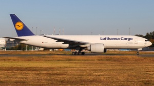 Photo of D-ALFC - Boeing 777-FBT operated by Lufthansa Cargo