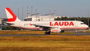 Photo of 9H-LAJ - Airbus A320-232 operated by Lauda Europe