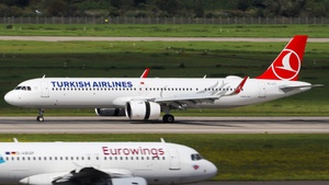 Photo of TC-LTI - Airbus A321-271NX operated by Turkish Airlines